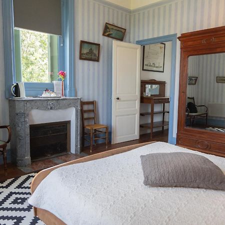 Le Domaine Du Meunier Hotel Mortagne-sur-Gironde Kültér fotó